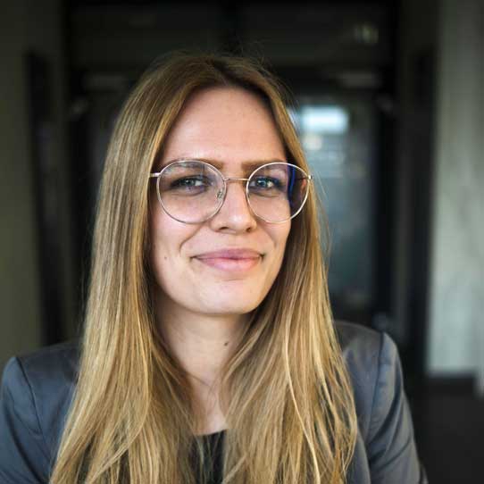 Alexandra Perl